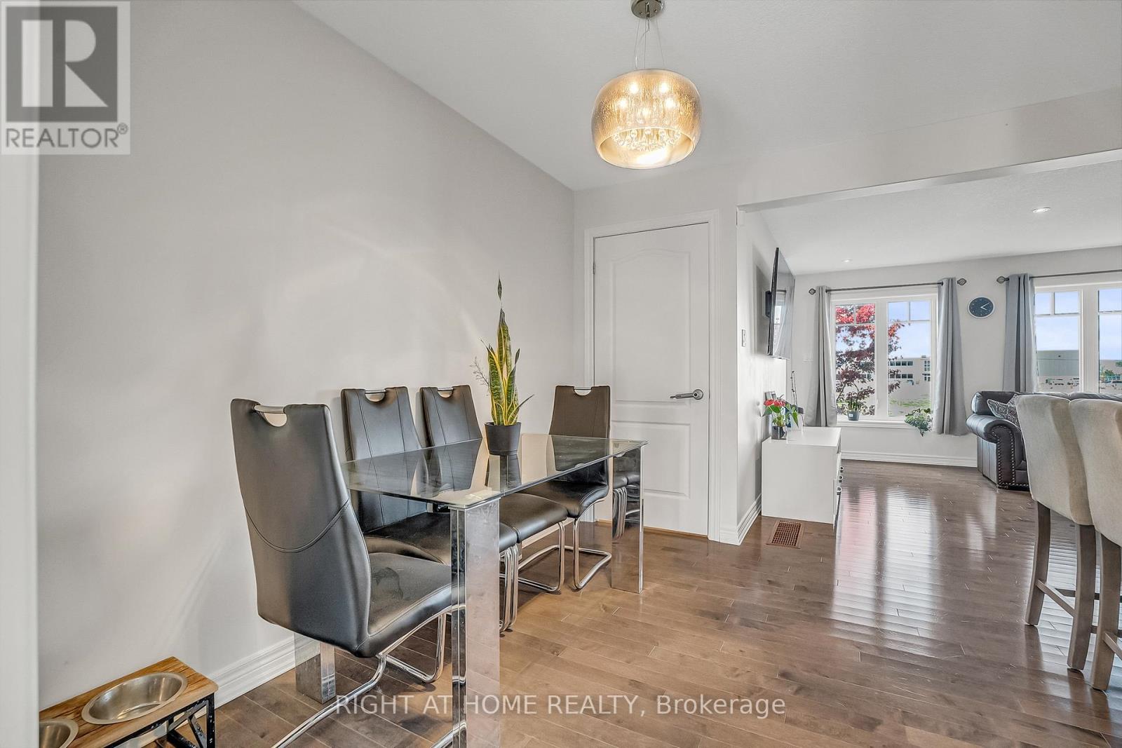 88 WINTERTON COURT N - 16
