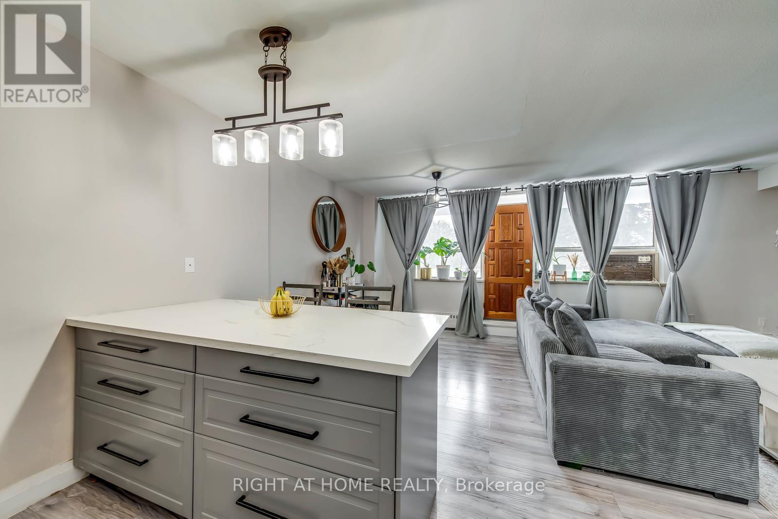 #103 3460 KEELE STREET - 16