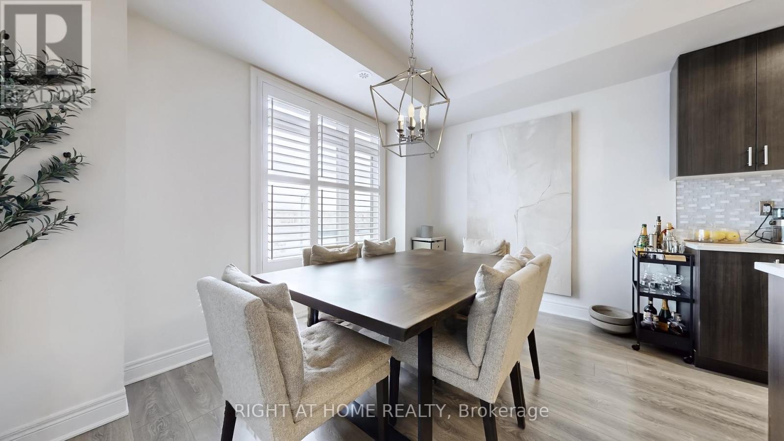 1423 CLARRIAGE COURT - 10