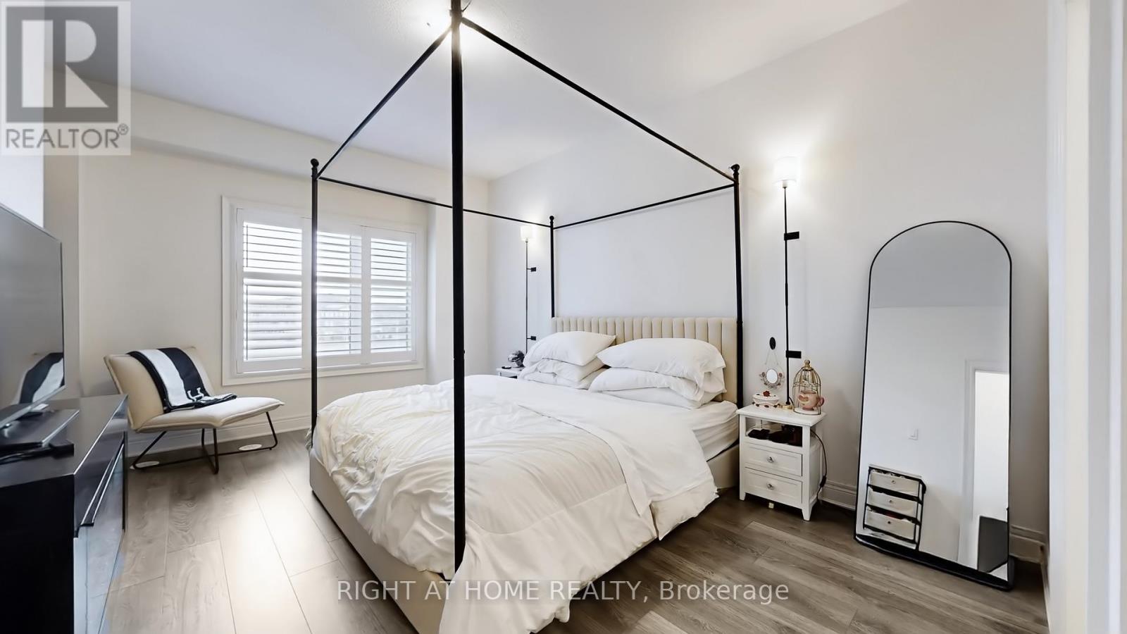 1423 CLARRIAGE COURT - 13