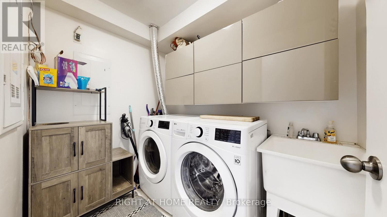 1423 CLARRIAGE COURT - 3