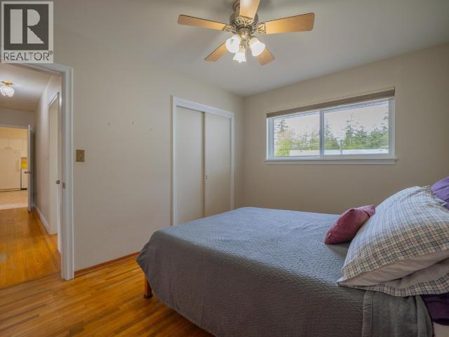 7023 TAHSIS STREET - 21