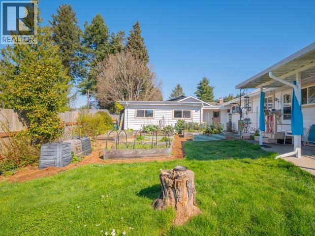 7023 TAHSIS STREET - 29