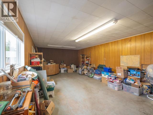 7023 TAHSIS STREET - 30