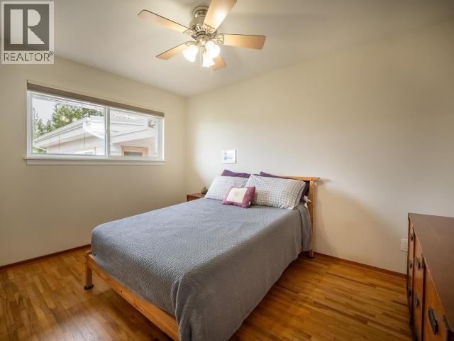 7023 TAHSIS STREET - 6