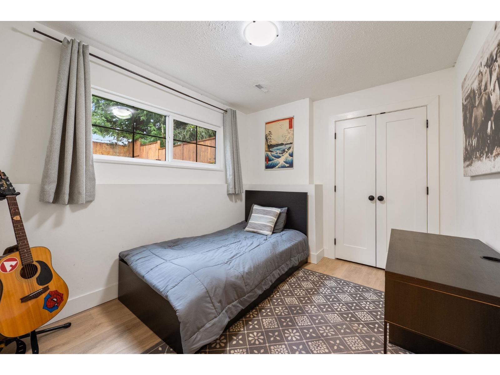 13482 16 AVENUE, Surrey