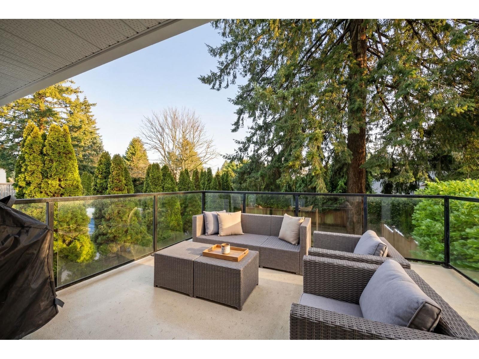 13482 16 AVENUE, Surrey