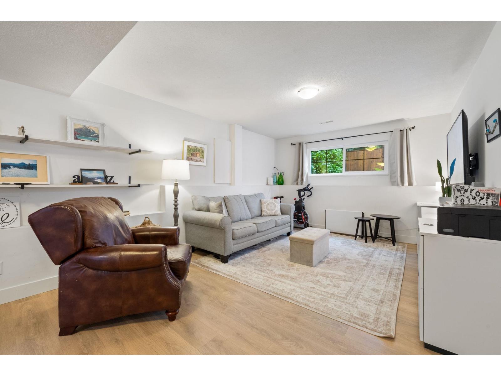 13482 16 AVENUE, Surrey