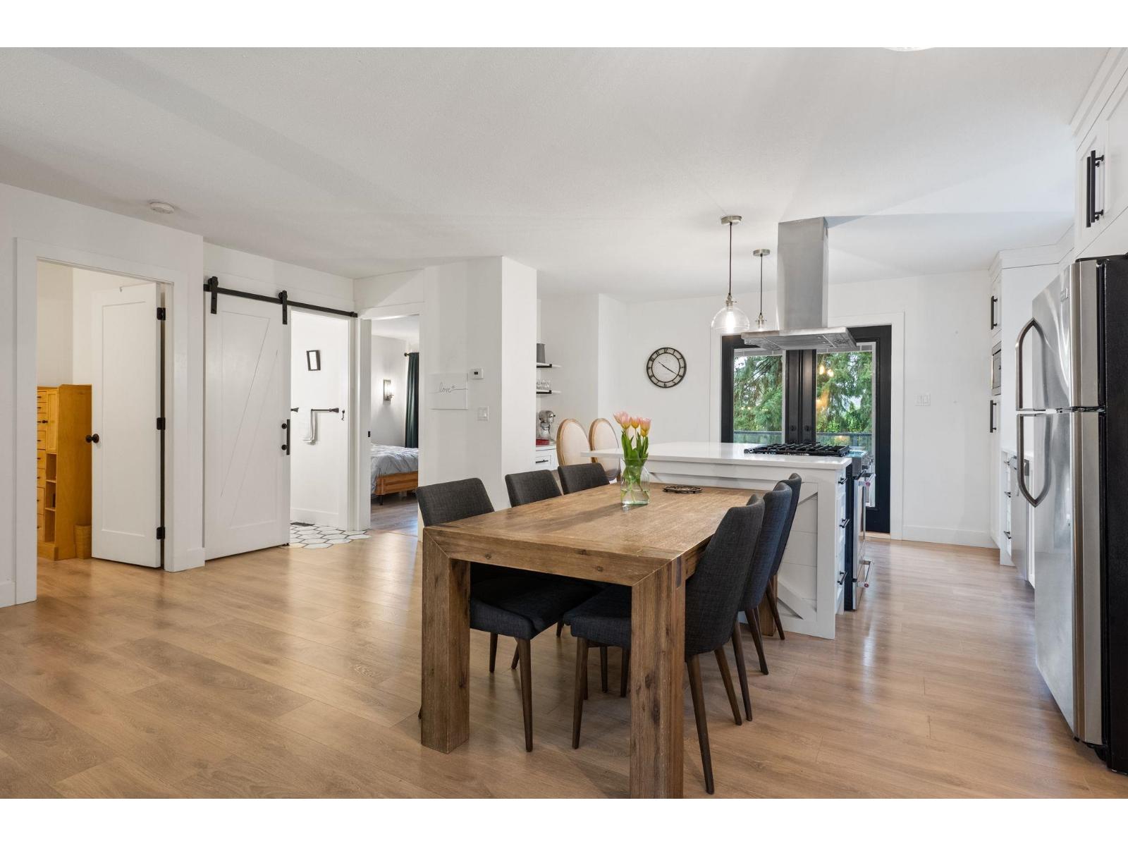 13482 16 AVENUE, Surrey