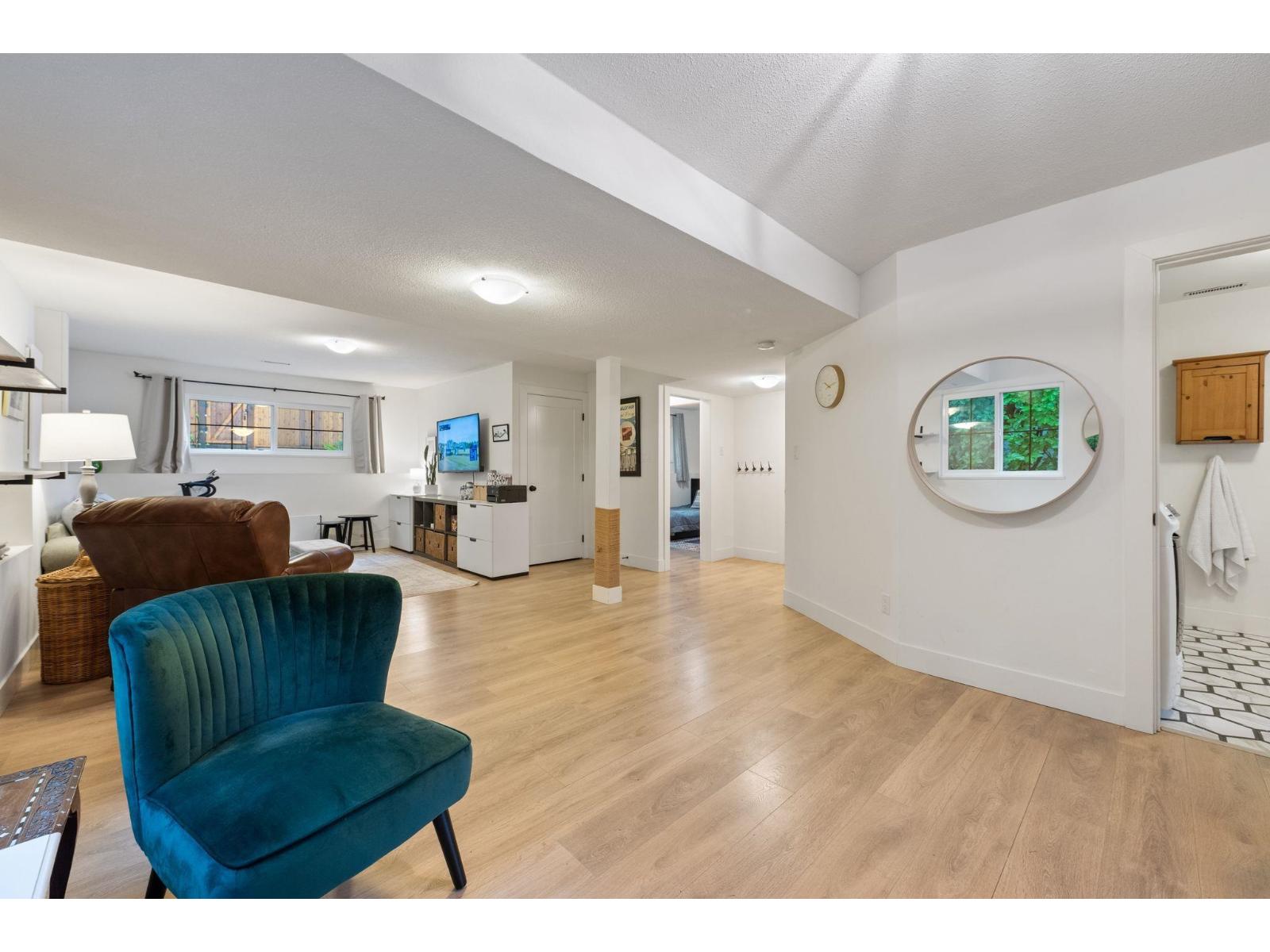 13482 16 AVENUE, Surrey