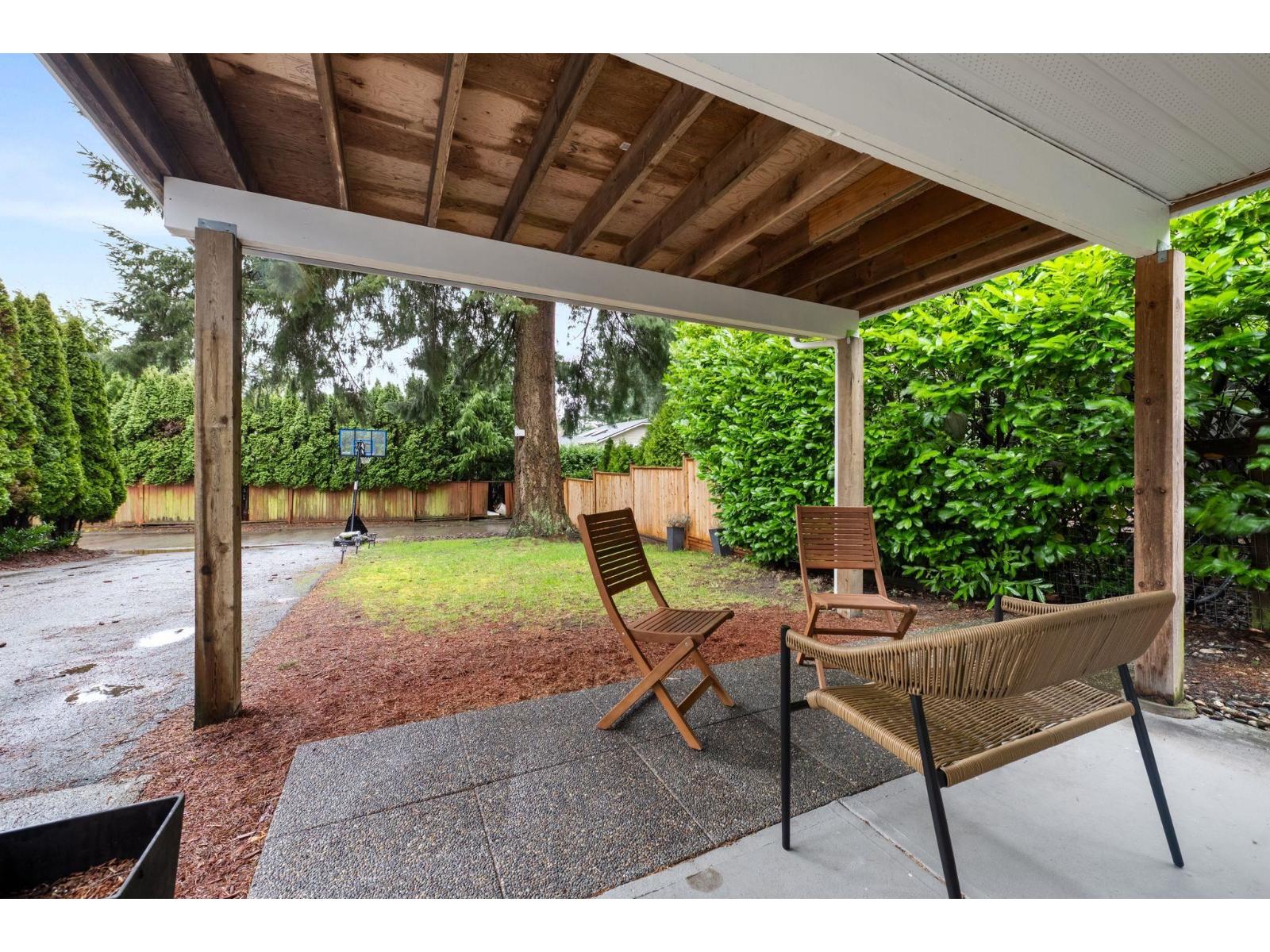 13482 16 AVENUE, Surrey