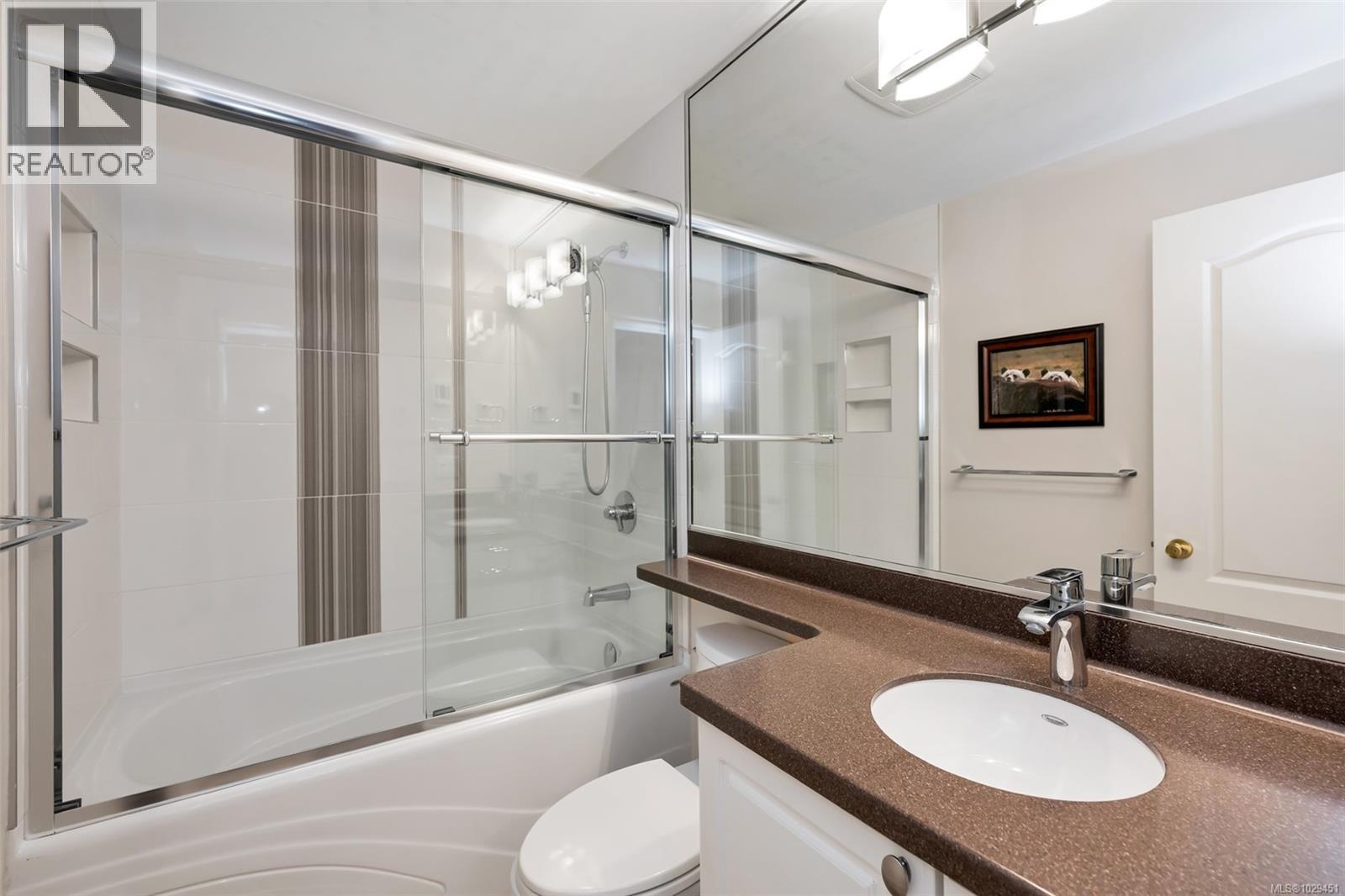 #5 6000 ST. ANN'S DR - 19