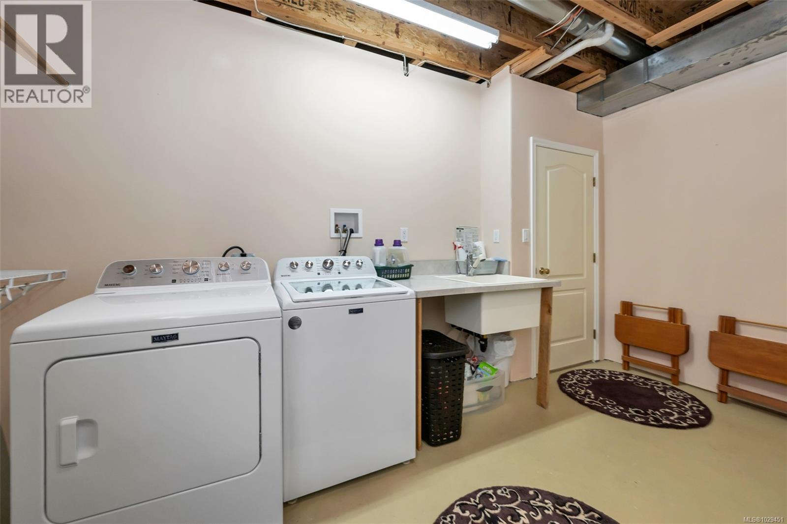 #5 6000 ST. ANN'S DR - 26