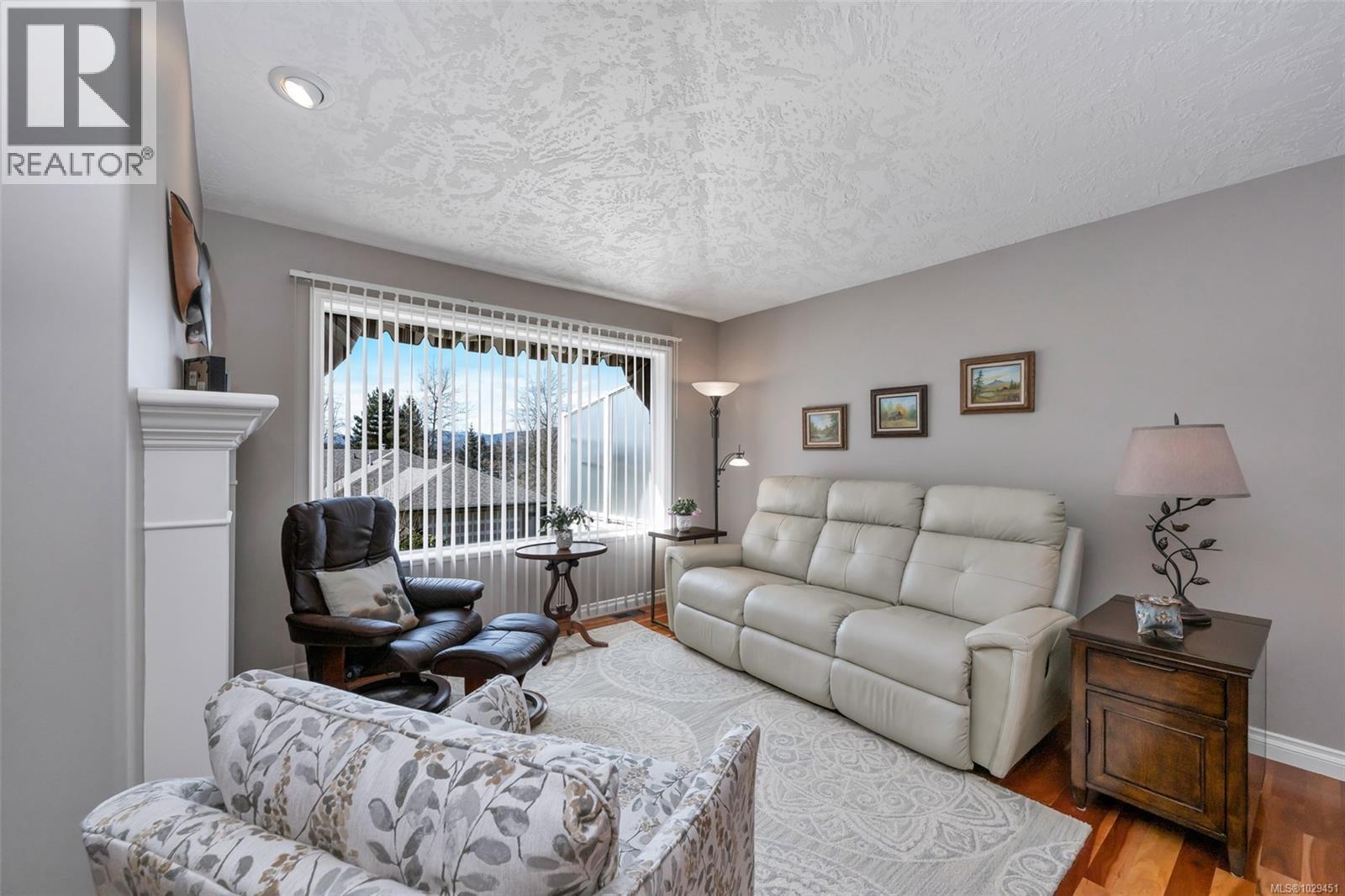 #5 6000 ST. ANN'S DR - 7