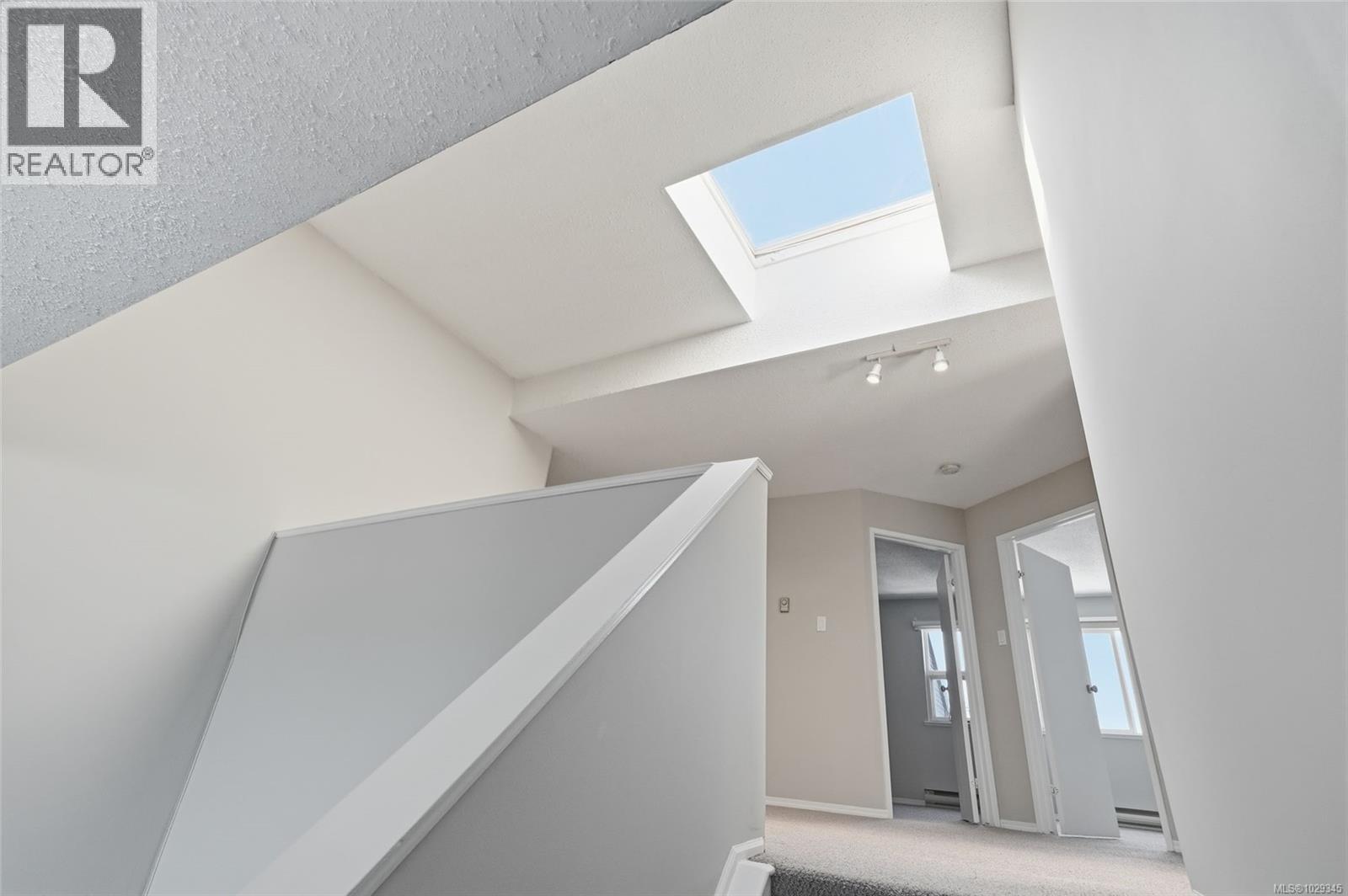 #208A 6231 BLUEBACK RD - 16