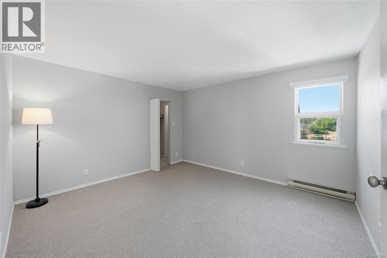 #208A 6231 BLUEBACK RD - 19