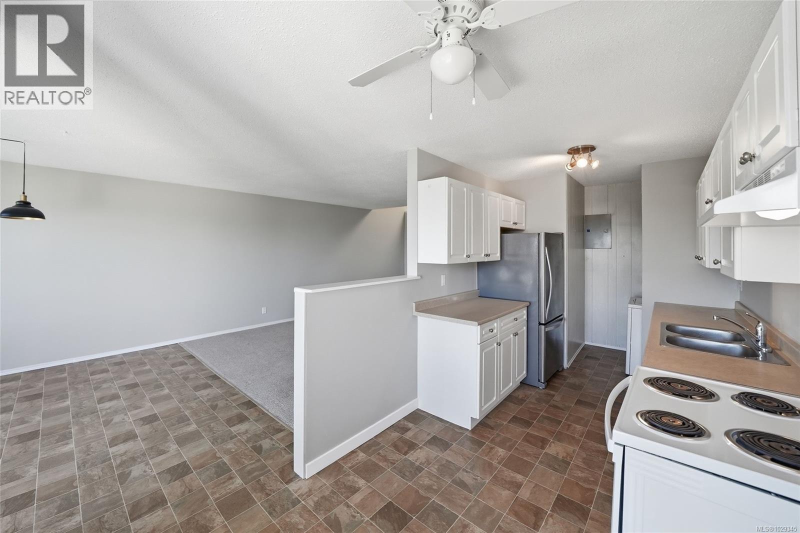 #208A 6231 BLUEBACK RD - Image 2