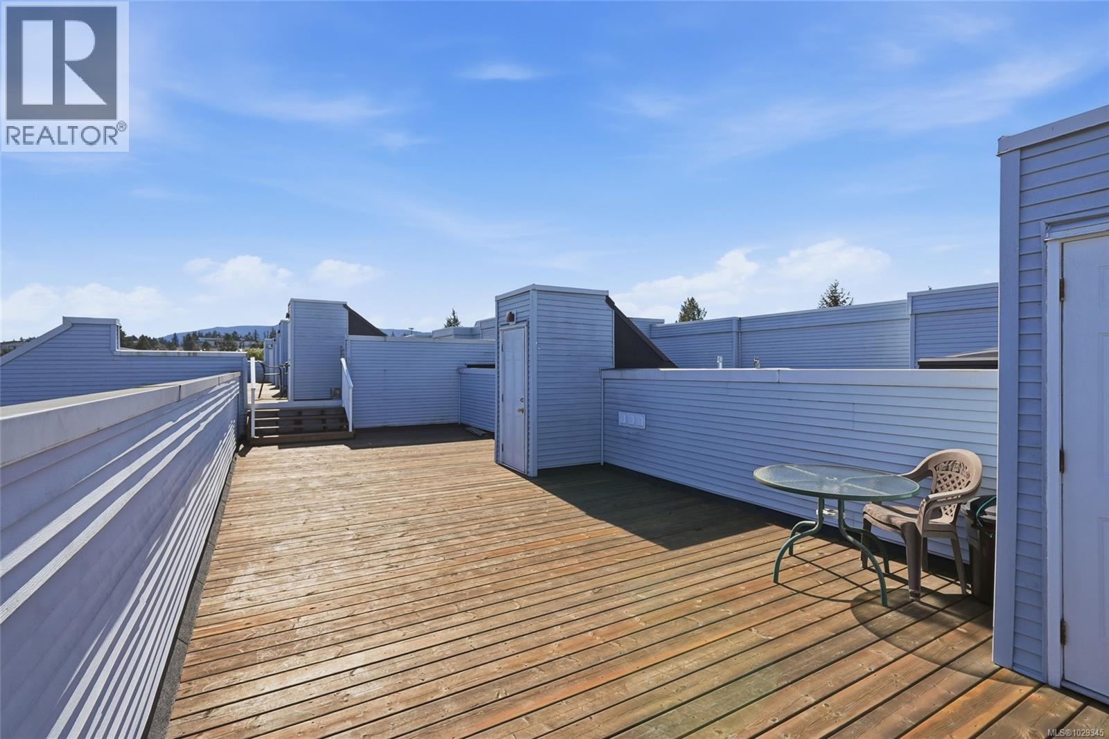 #208A 6231 BLUEBACK RD - 43