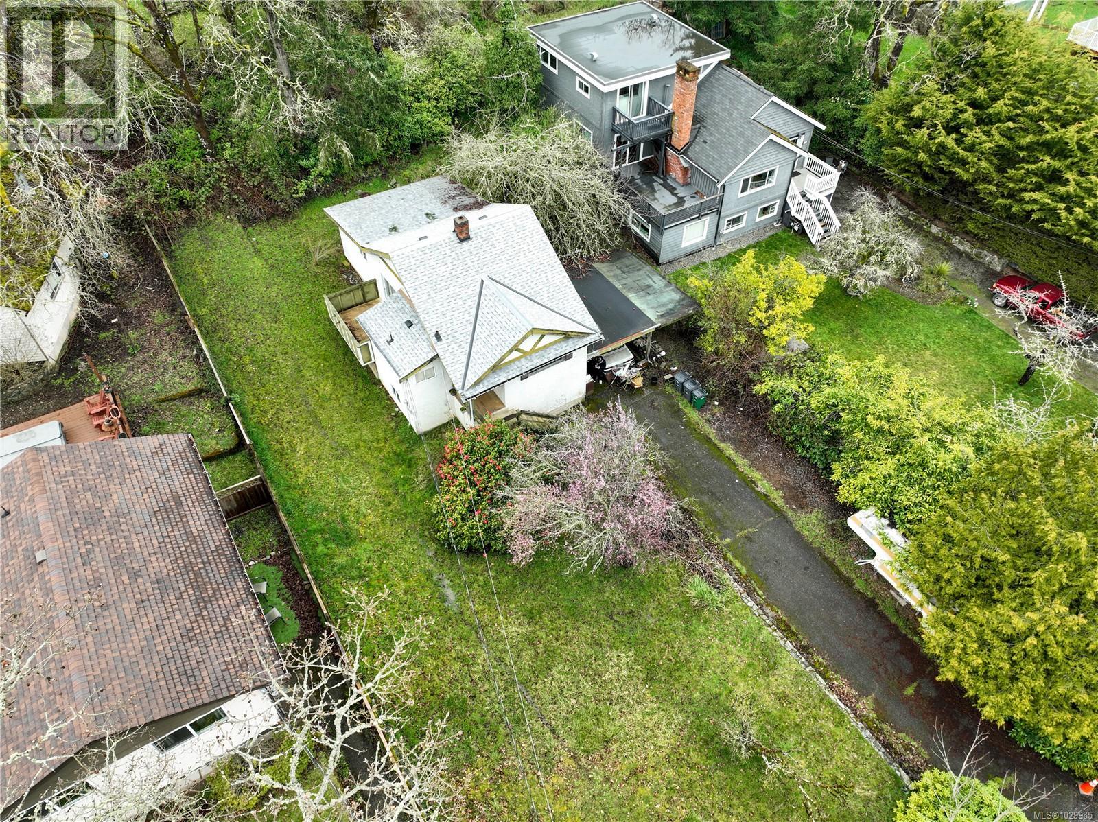  4050 Grange Road, Saanich