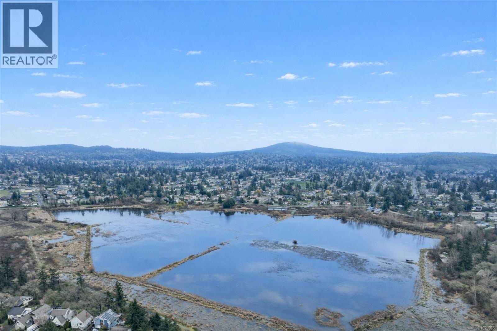  4050 Grange Road, Saanich