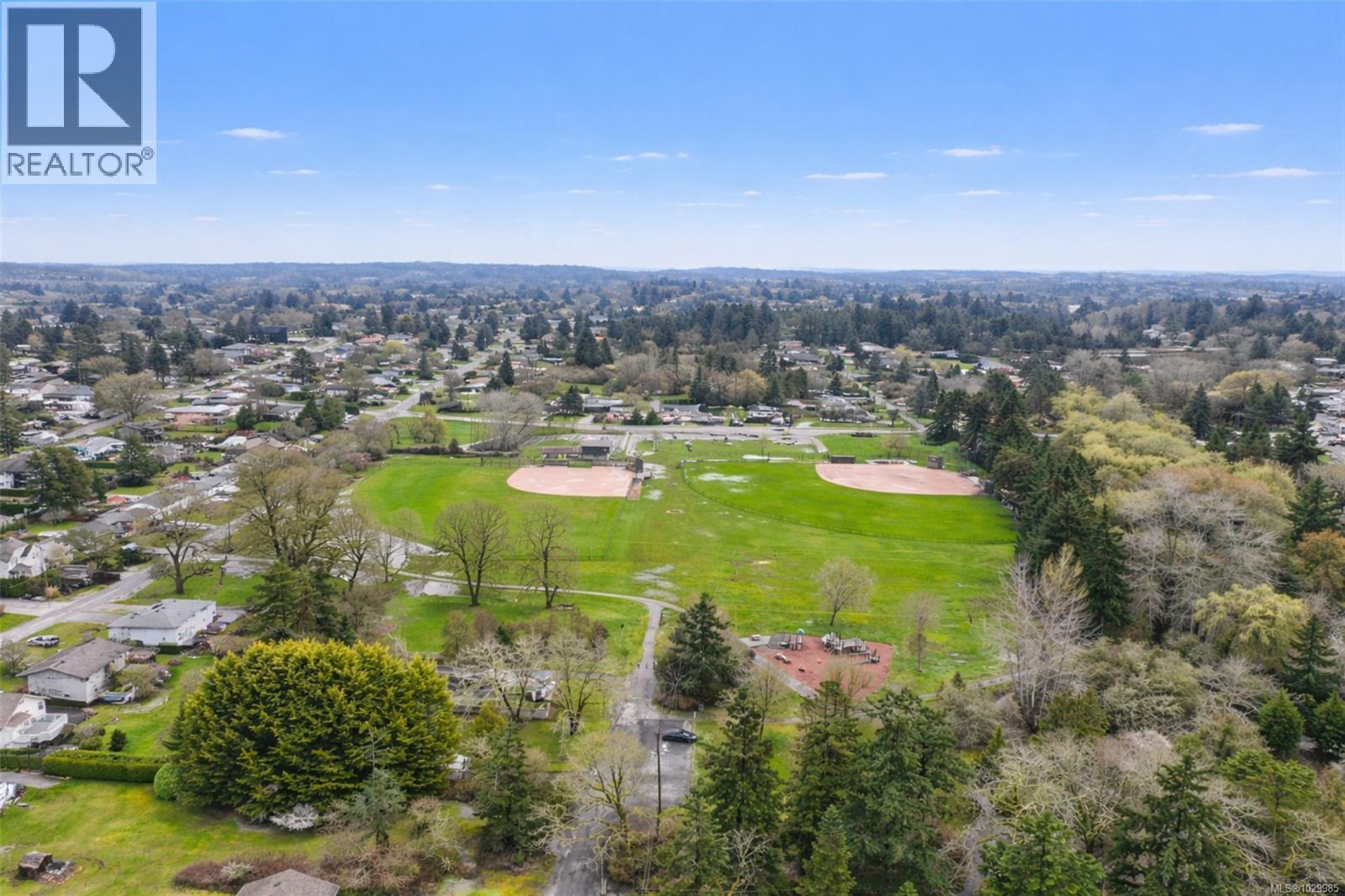  4050 Grange Road, Saanich