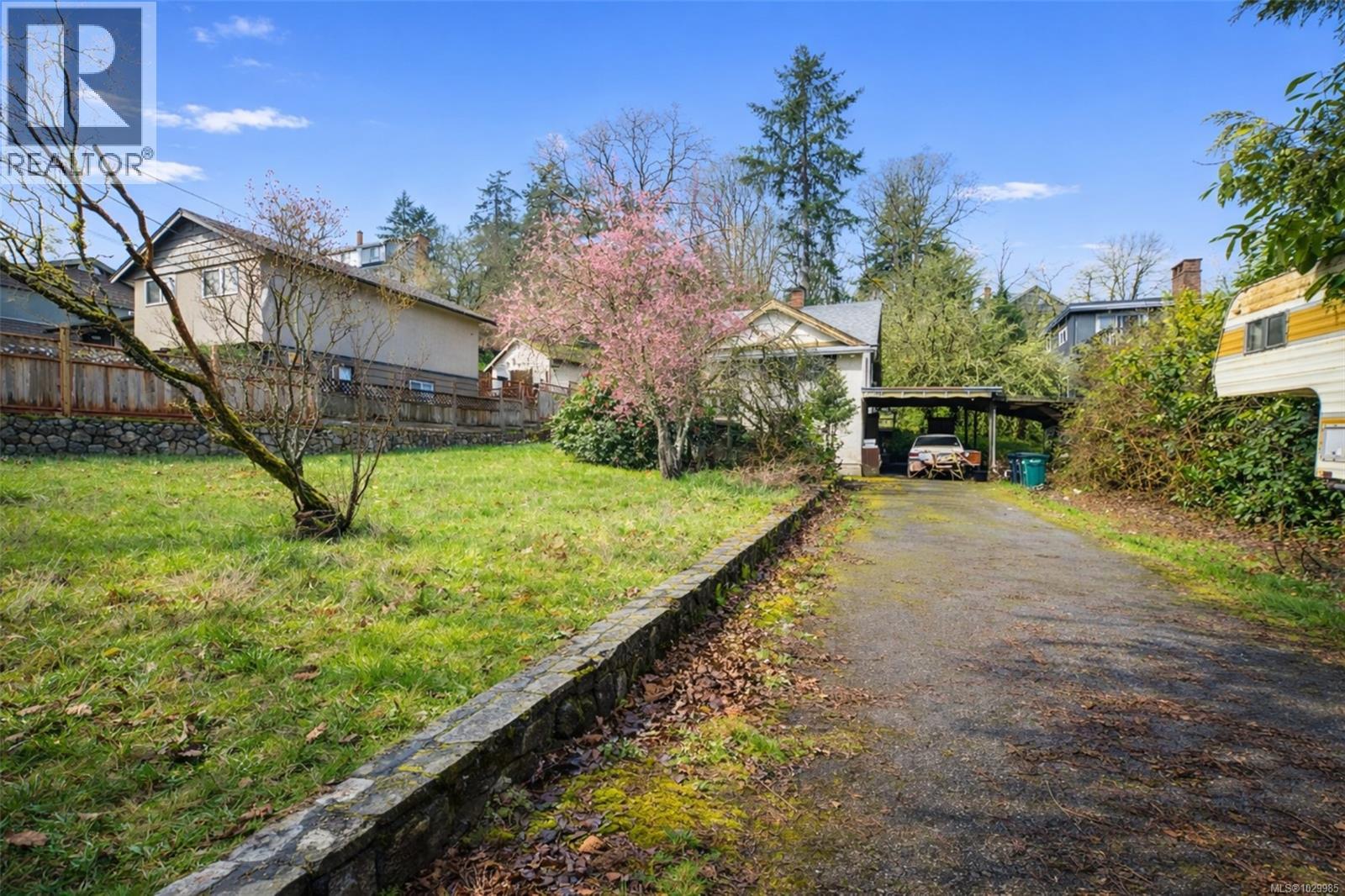  4050 Grange Road, Saanich