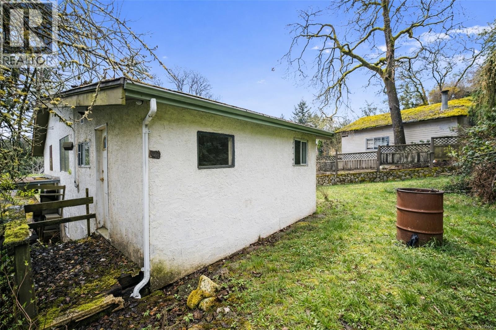  4050 Grange Road, Saanich