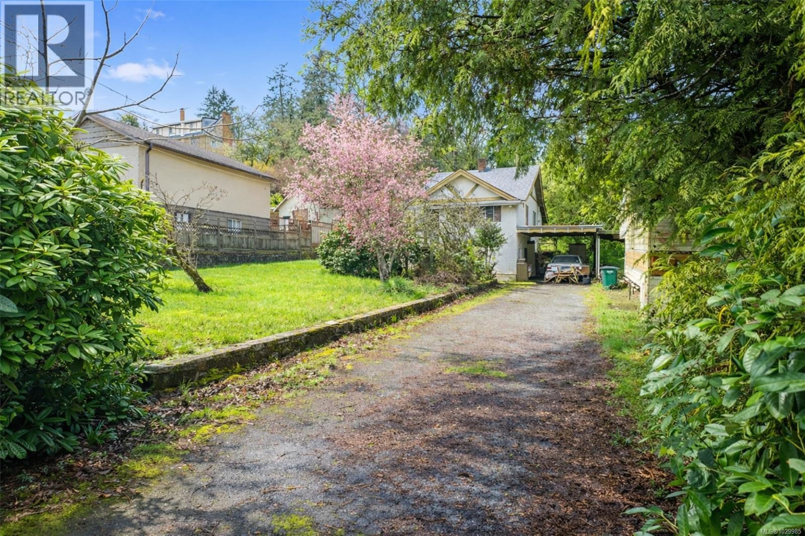  4050 Grange Road, Saanich