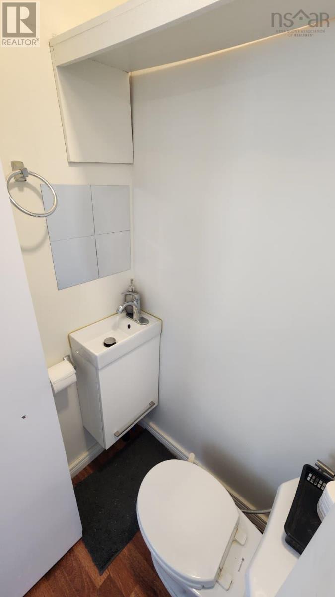 Property 41 of 49 of 40 Gordon Court