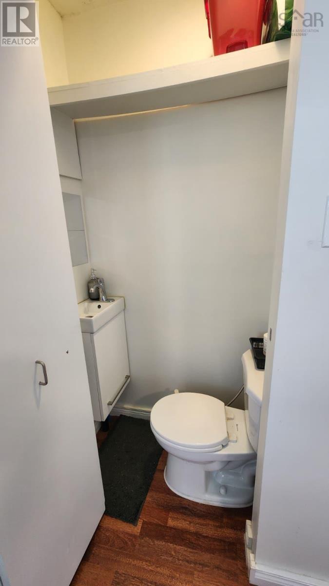 Property 19 of 49 of 40 Gordon Court