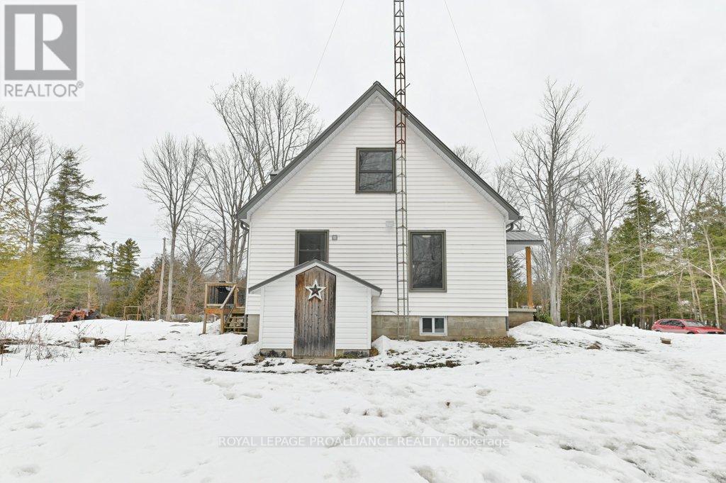 12 COSGROVE LANE - 40