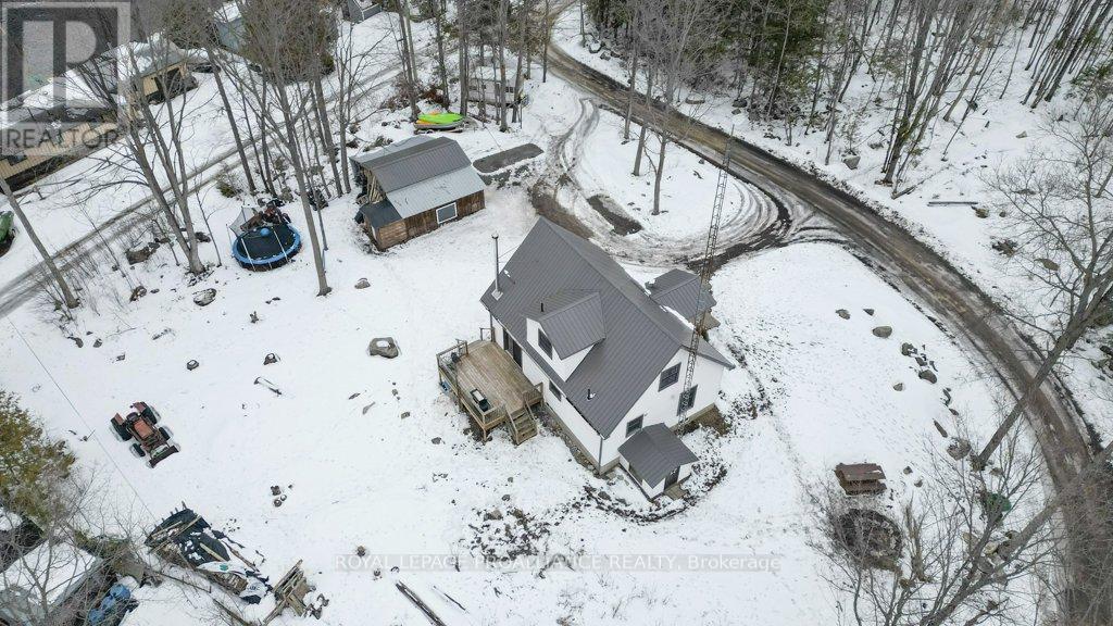 12 COSGROVE LANE — photo 45