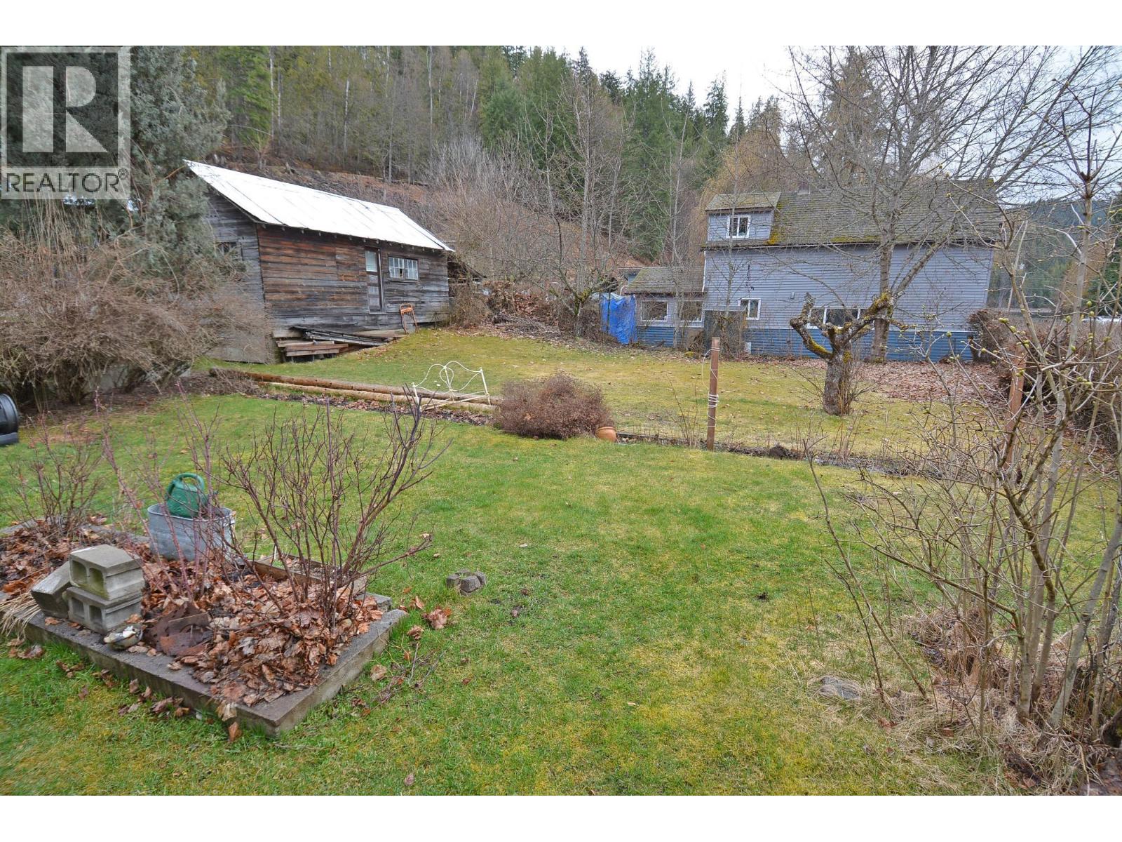  124 LAKE Avenue, Silverton