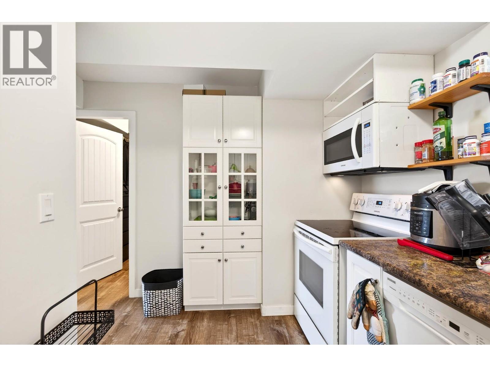 747 CHAPARRAL Place, Kamloops