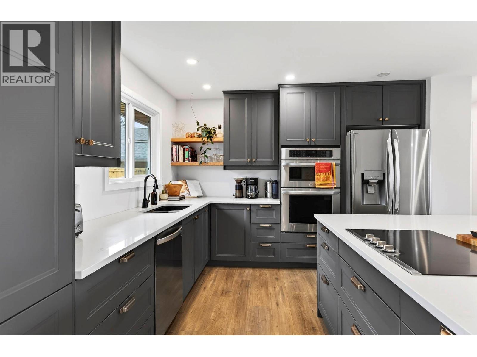 747 CHAPARRAL Place, Kamloops