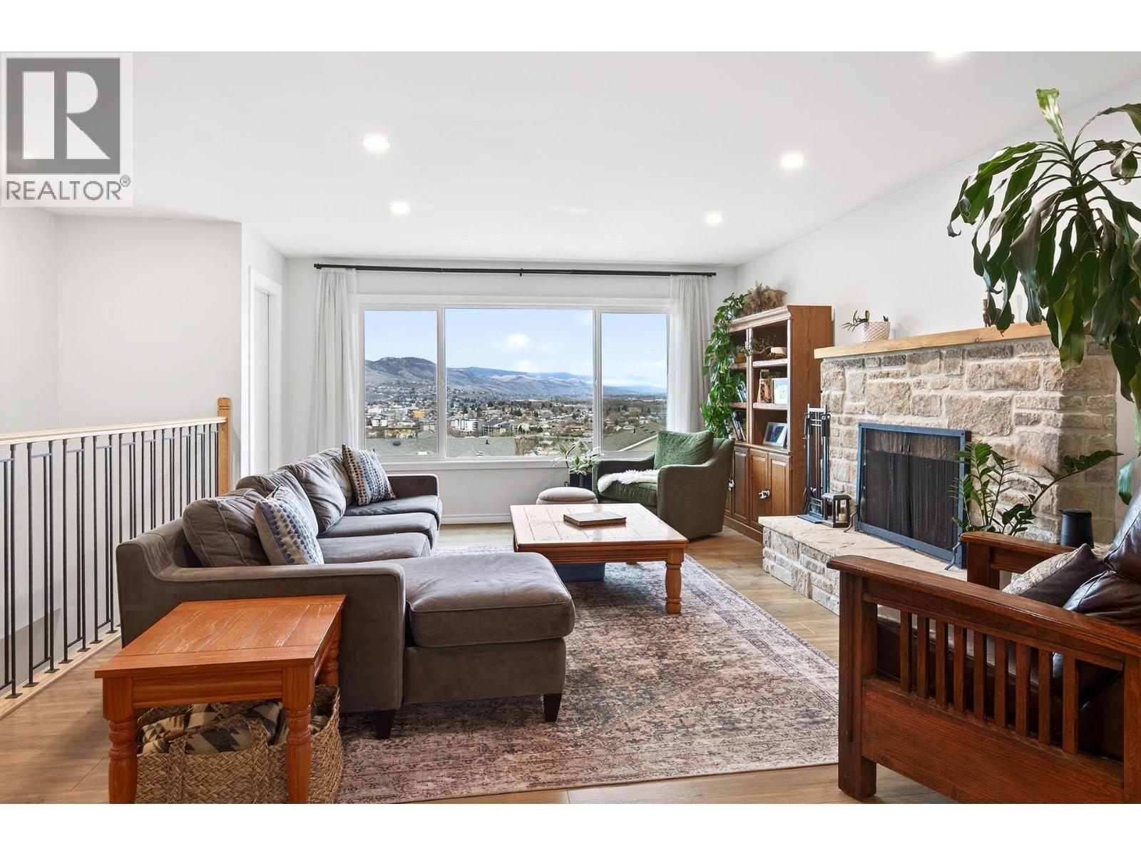 747 CHAPARRAL Place, Kamloops