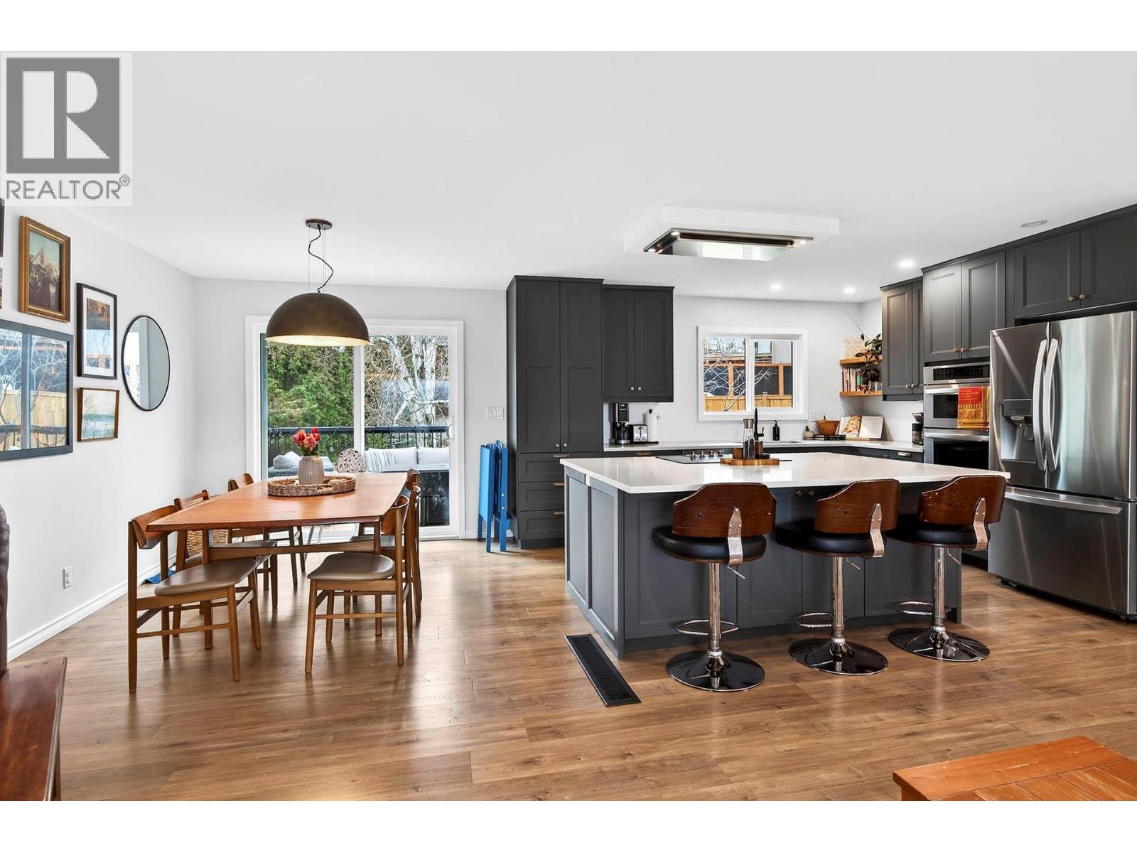 747 CHAPARRAL Place, Kamloops