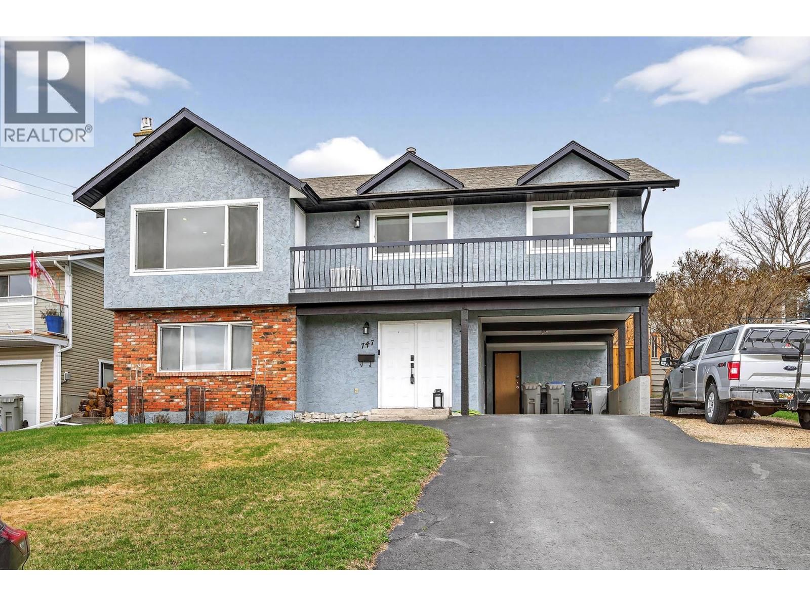 747 CHAPARRAL Place, Kamloops