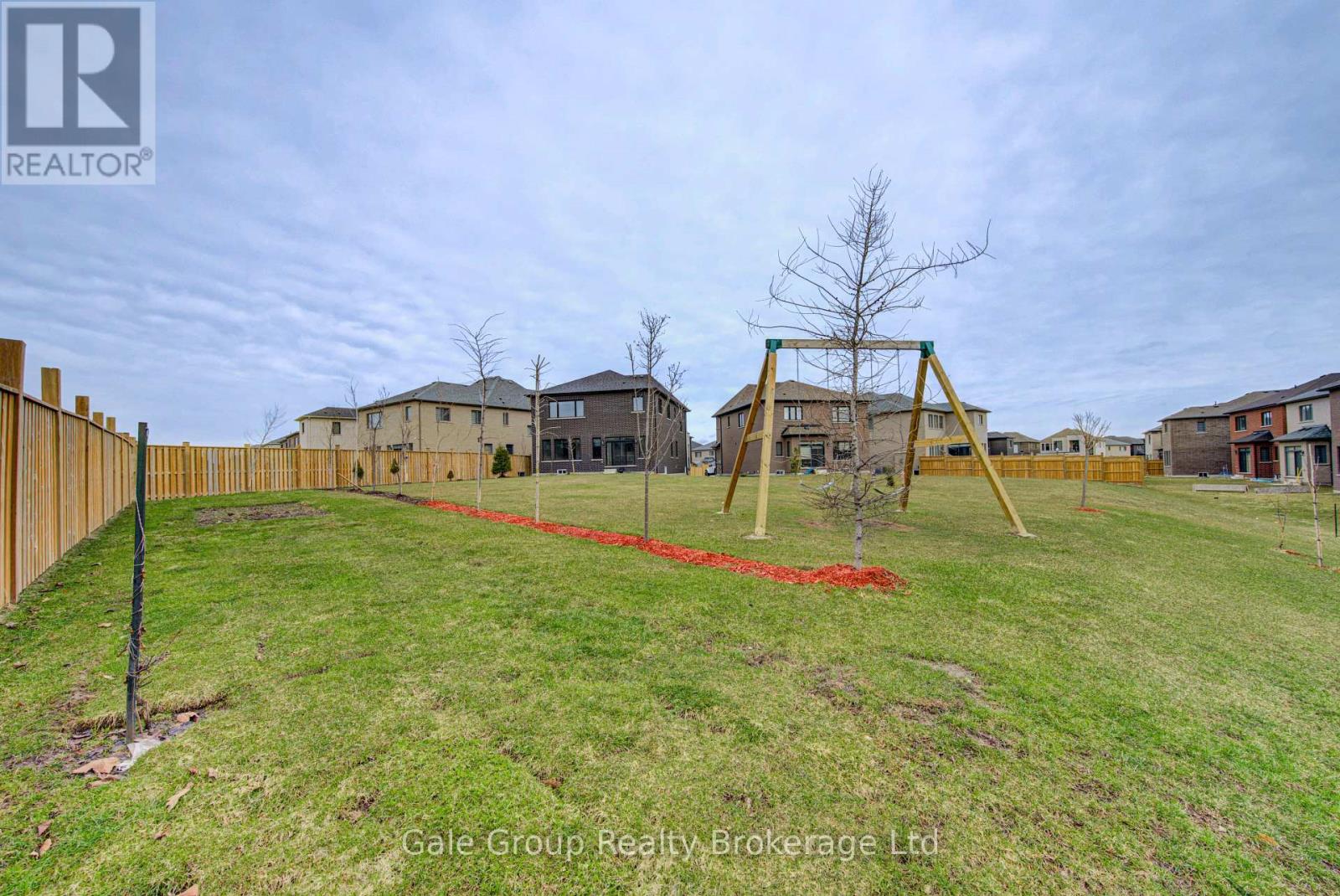 125 PRINCE CHARLES CRESCENT - 29