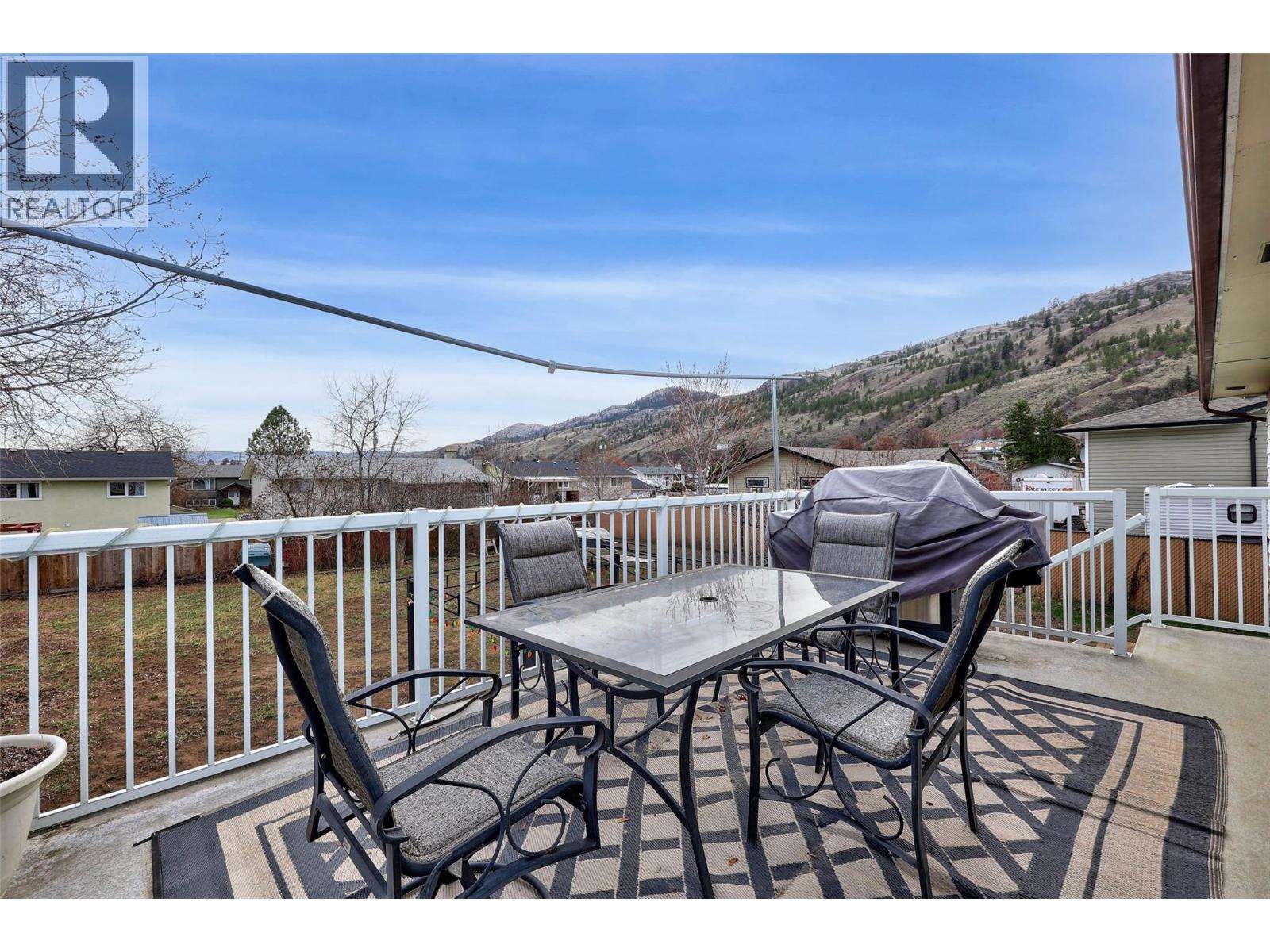 863 DEVER Drive, Kamloops