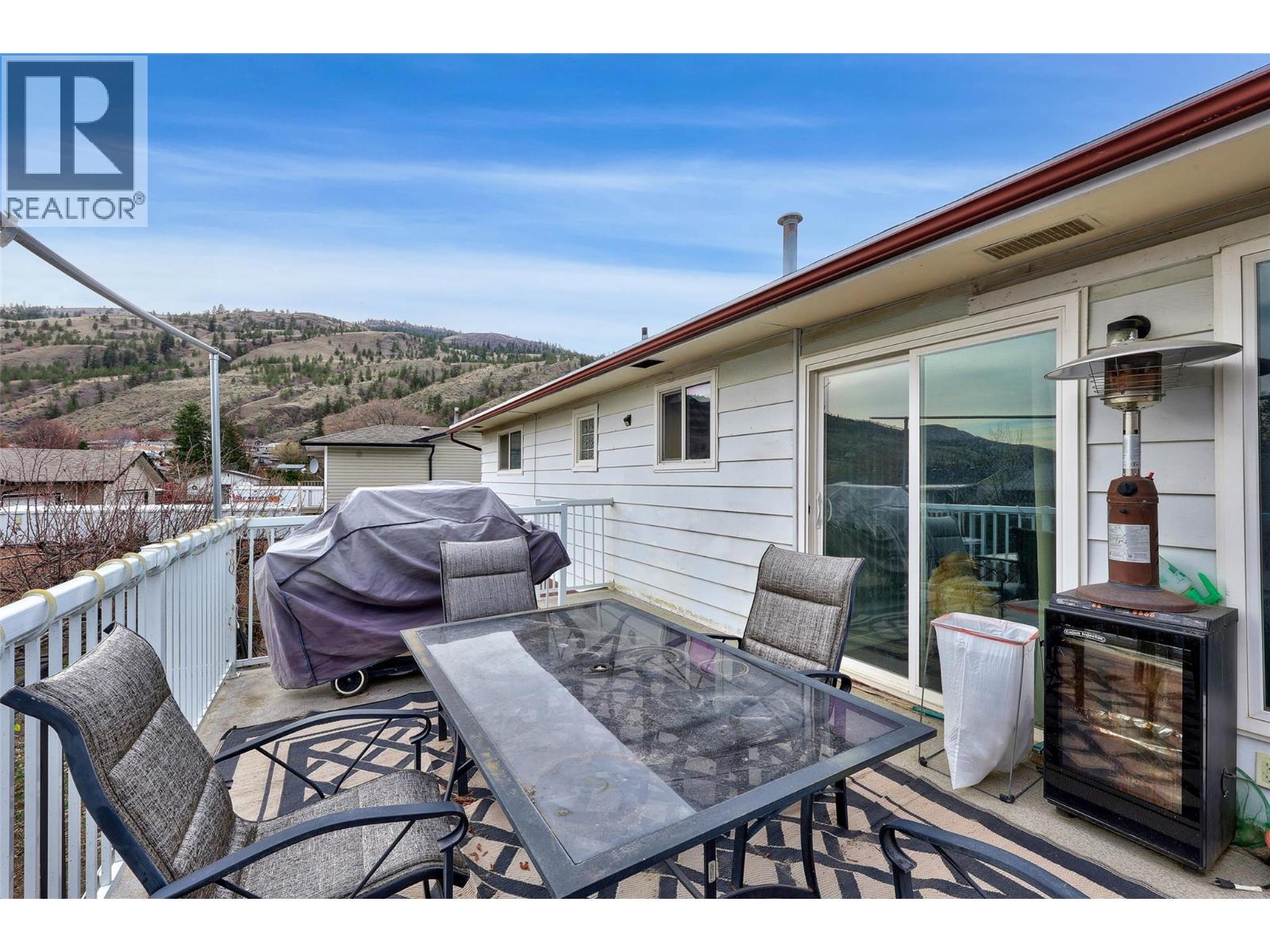 863 DEVER Drive, Kamloops