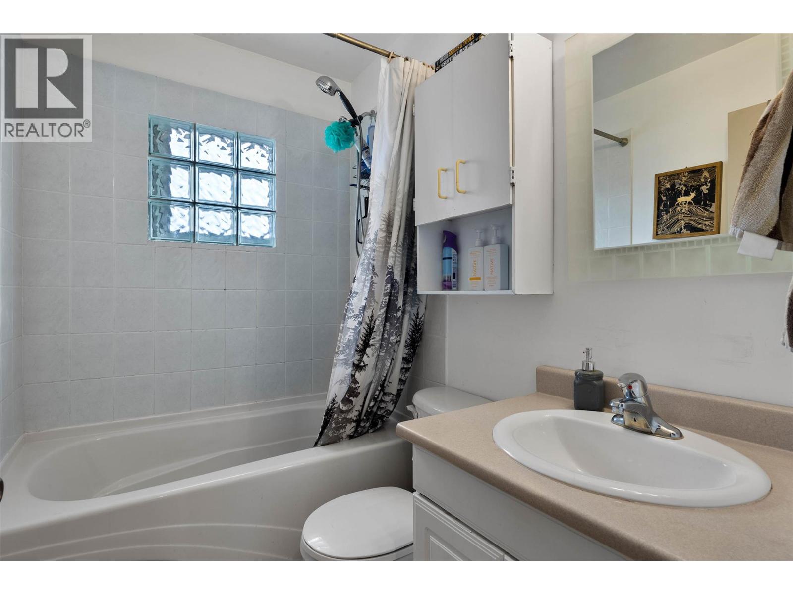 863 DEVER Drive, Kamloops