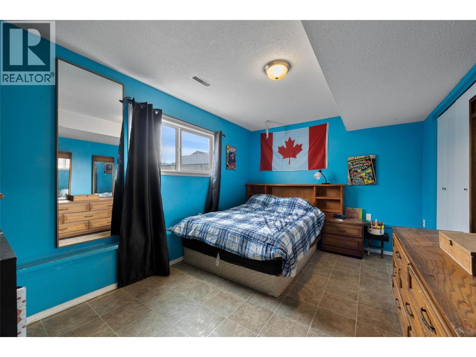 863 DEVER Drive, Kamloops