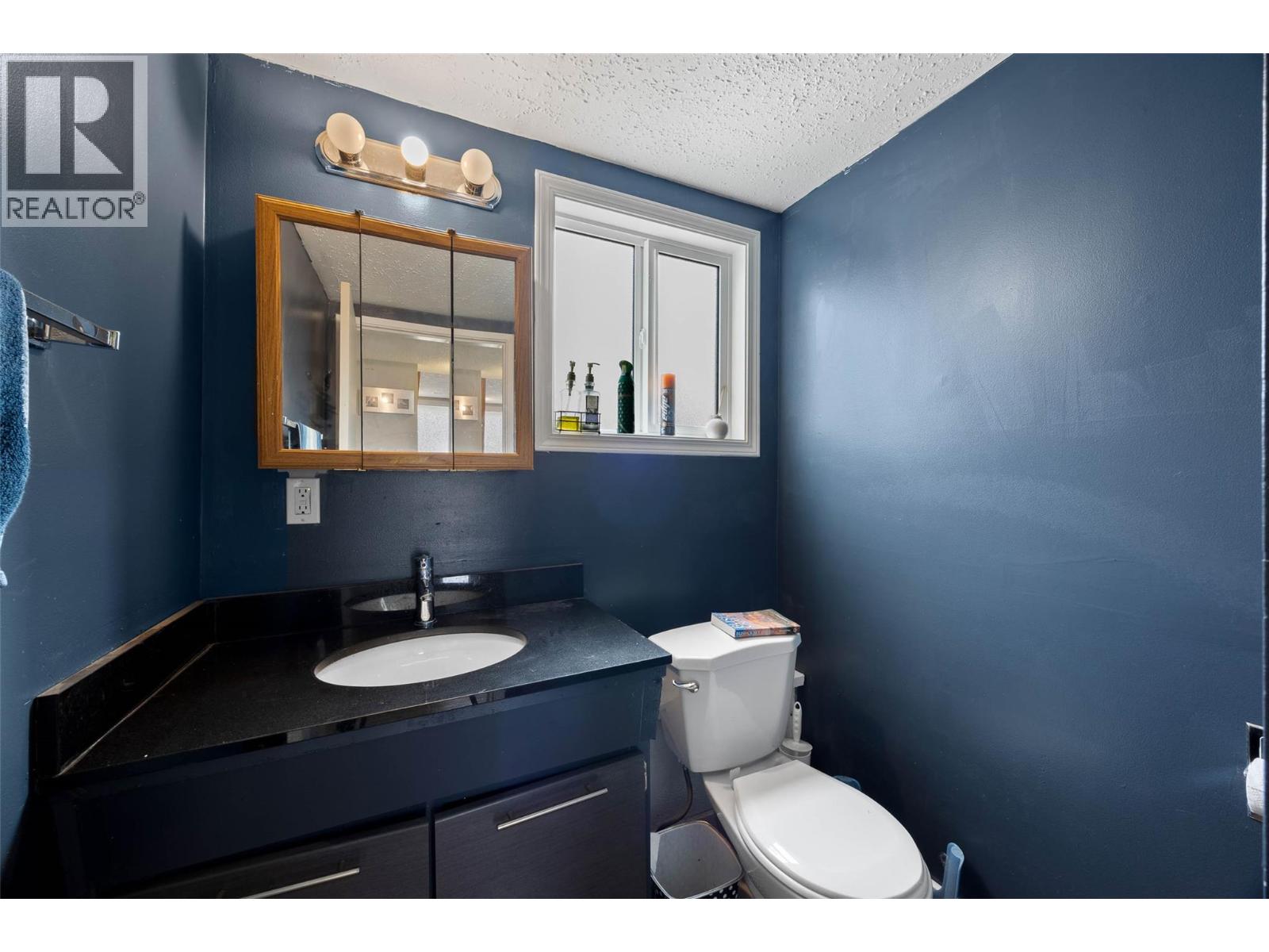 863 DEVER Drive, Kamloops
