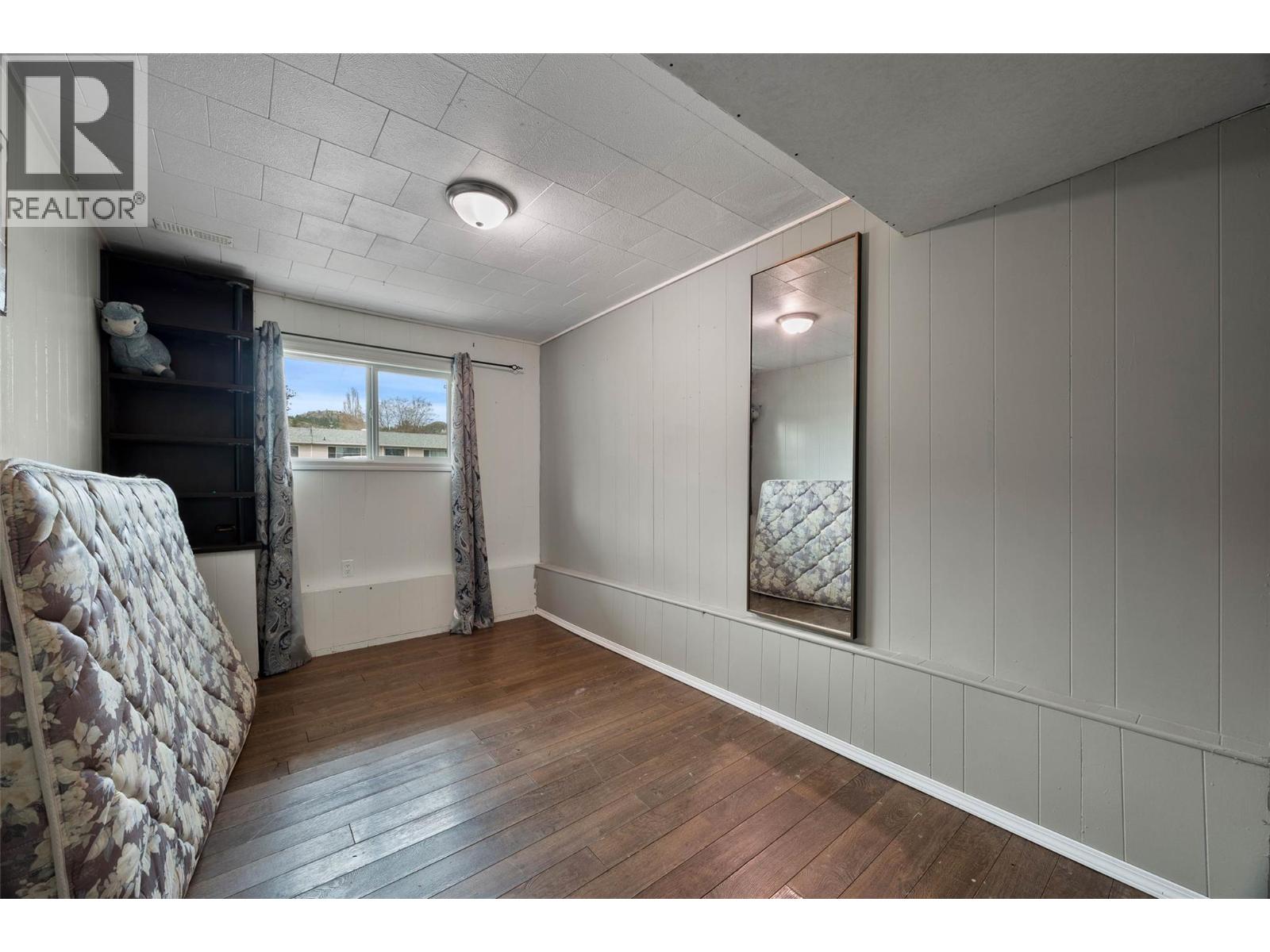 863 DEVER Drive, Kamloops