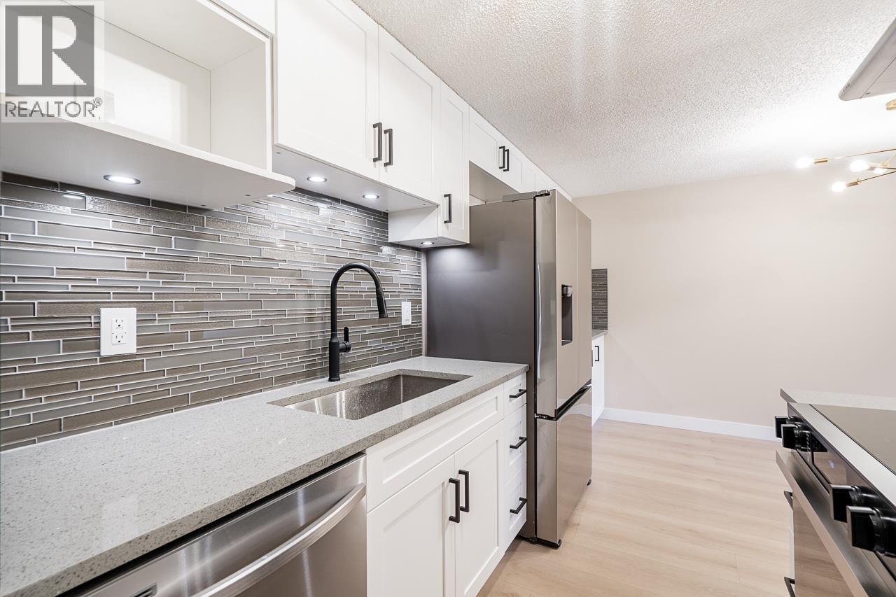 #254-7293 MOFFATT Road, Richmond