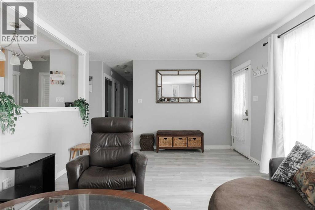 113 Deep Road, Fort McMurray