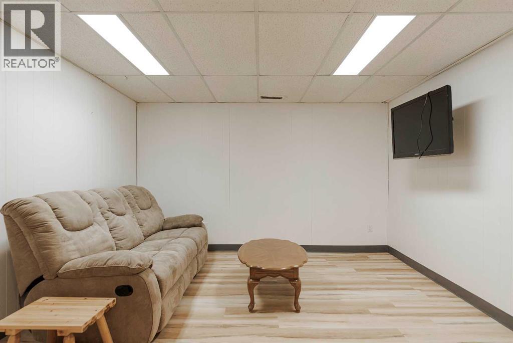 113 Deep Road, Fort McMurray