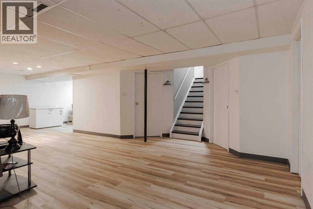 113 Deep Road, Fort McMurray