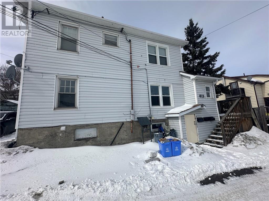 391 SUFFOLK LANE - 1